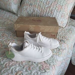 Sofft Faro White Sneaker Women's Size 6